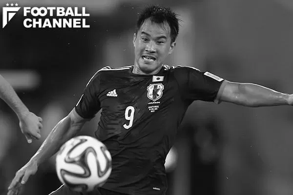 サッカー日本代表の背番号９岡崎慎司が凄い！嫁の画像も公開！ image 0