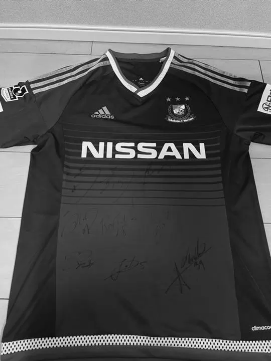 アーセナルが2016シーズンの新ユニフォームを発表！ image 2