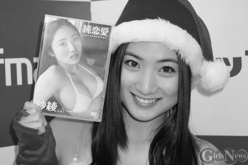 オスカル・タバレス監督が病気と闘いながら、杖をついてピッチサイドに立つ理由 image 3