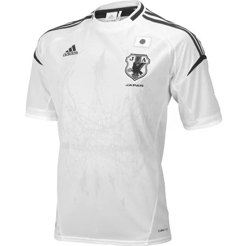 2016年サッカー日本代表のユニフォームが酷評の理由・・ image 2
