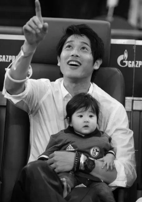 【画像あり】内田篤人と榎田優紀に子供ができたと噂される理由・・・ photo 3