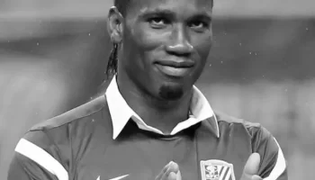 本田圭佑の太い首！パワフルなヘディングの秘密がここに！ photo 0